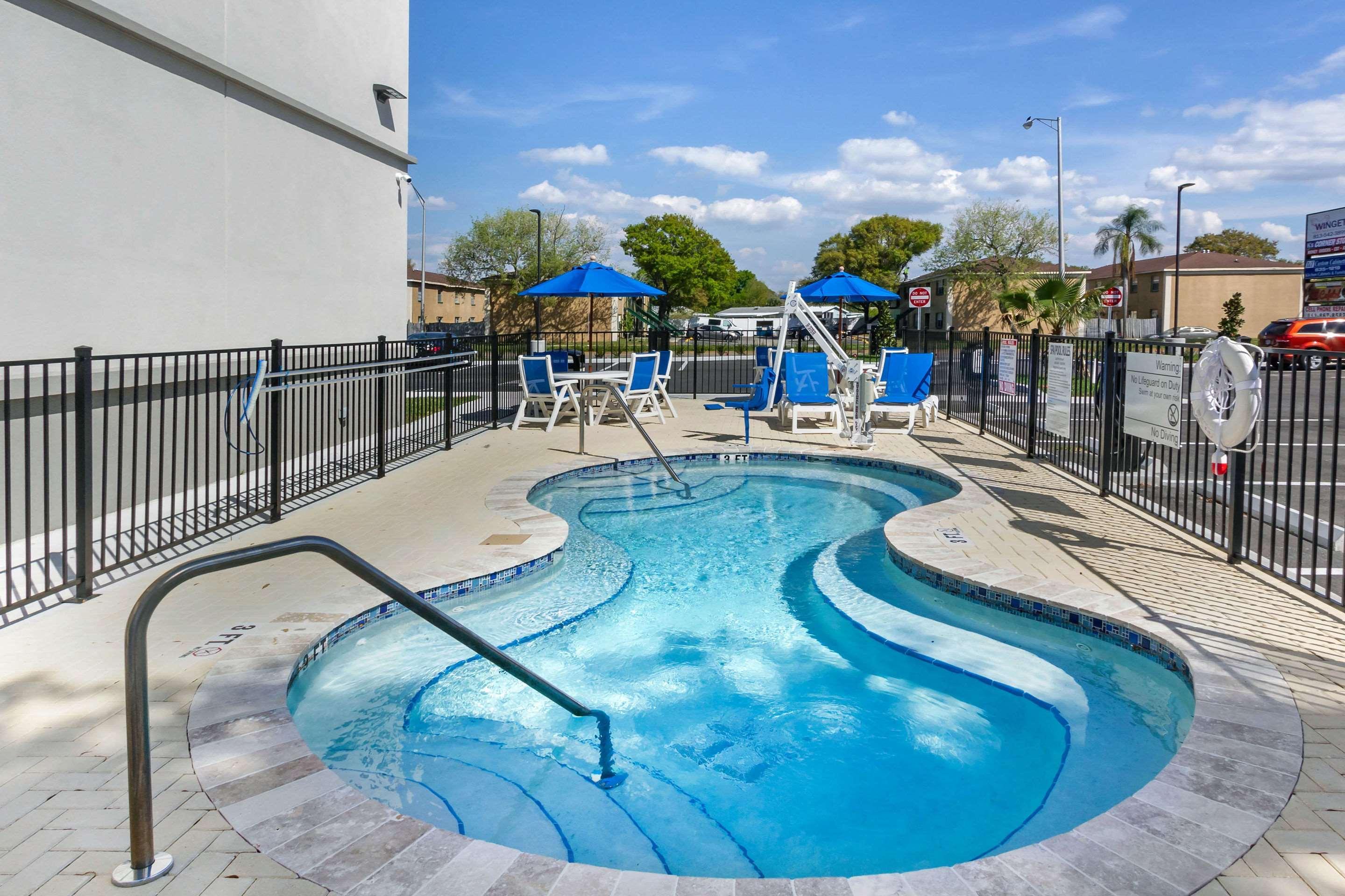 Sleep Inn & Suites Tampa South Bagian luar foto